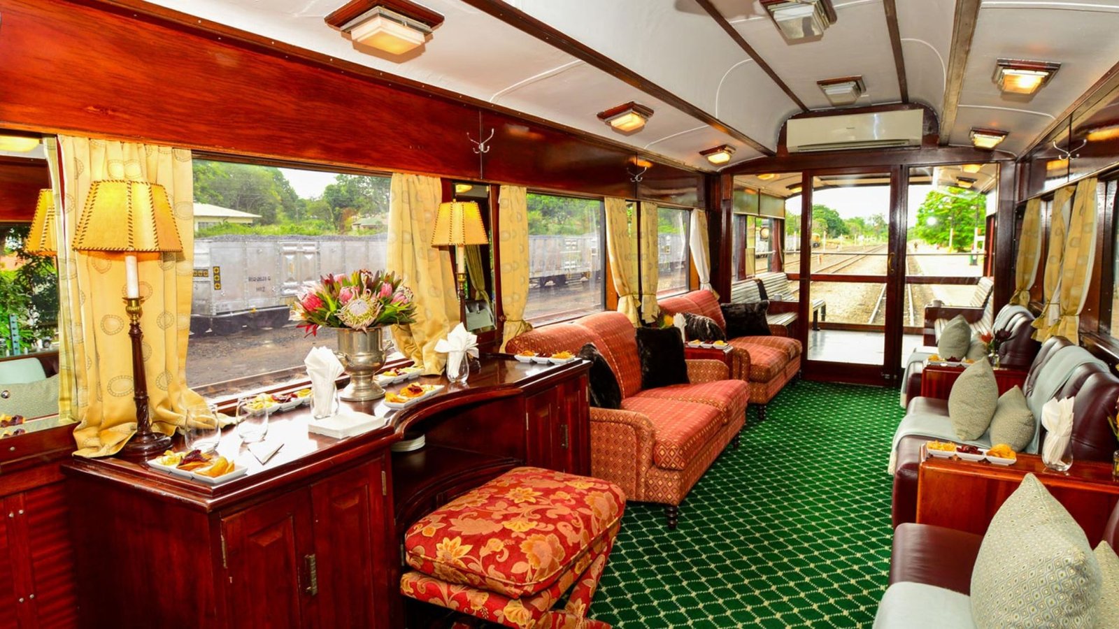 Best Dinner Trains For A Romantic Night