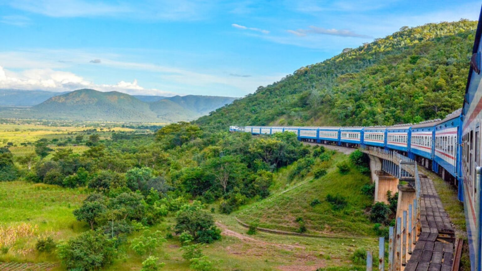 Top Railroad Landmarks Around the World